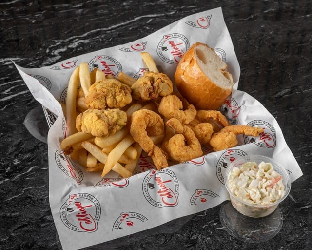 5 Fried Shrimp + 3 Oysters Plate.