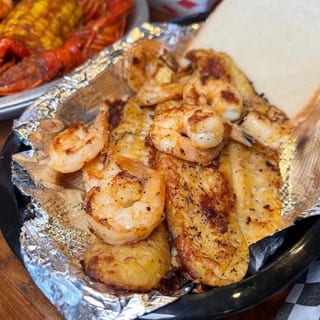 5pc Grilled Shrimp + 1 Fish Plate