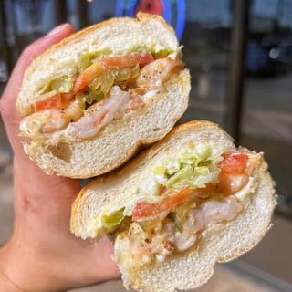 Small Grilled Shrimp Poboy